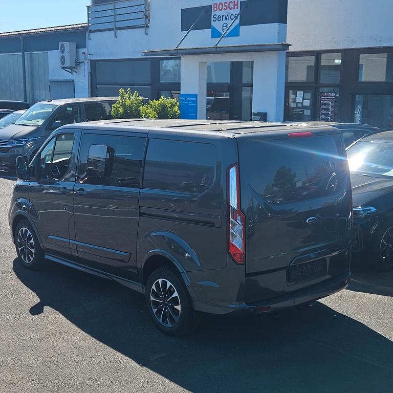 Ford Tourneo Custom 2021