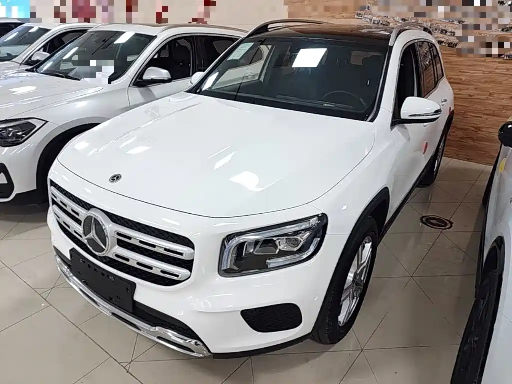 Mercedes-Benz GLB 2021
