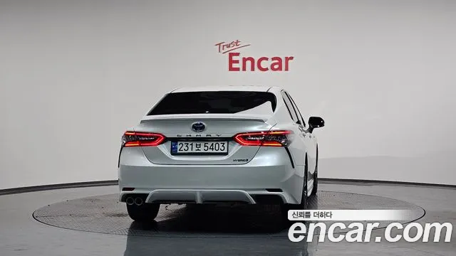 Toyota Camry 2023