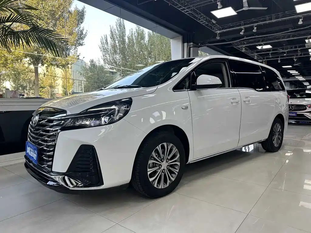 Buick GL8 2023
