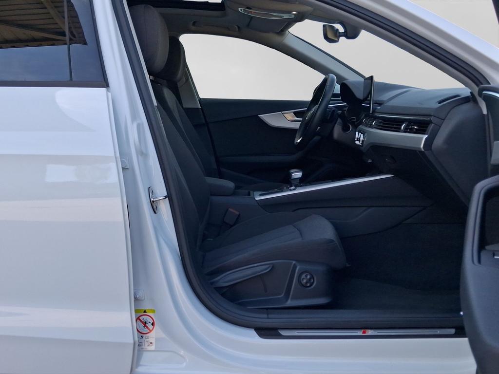 Audi A4 2023