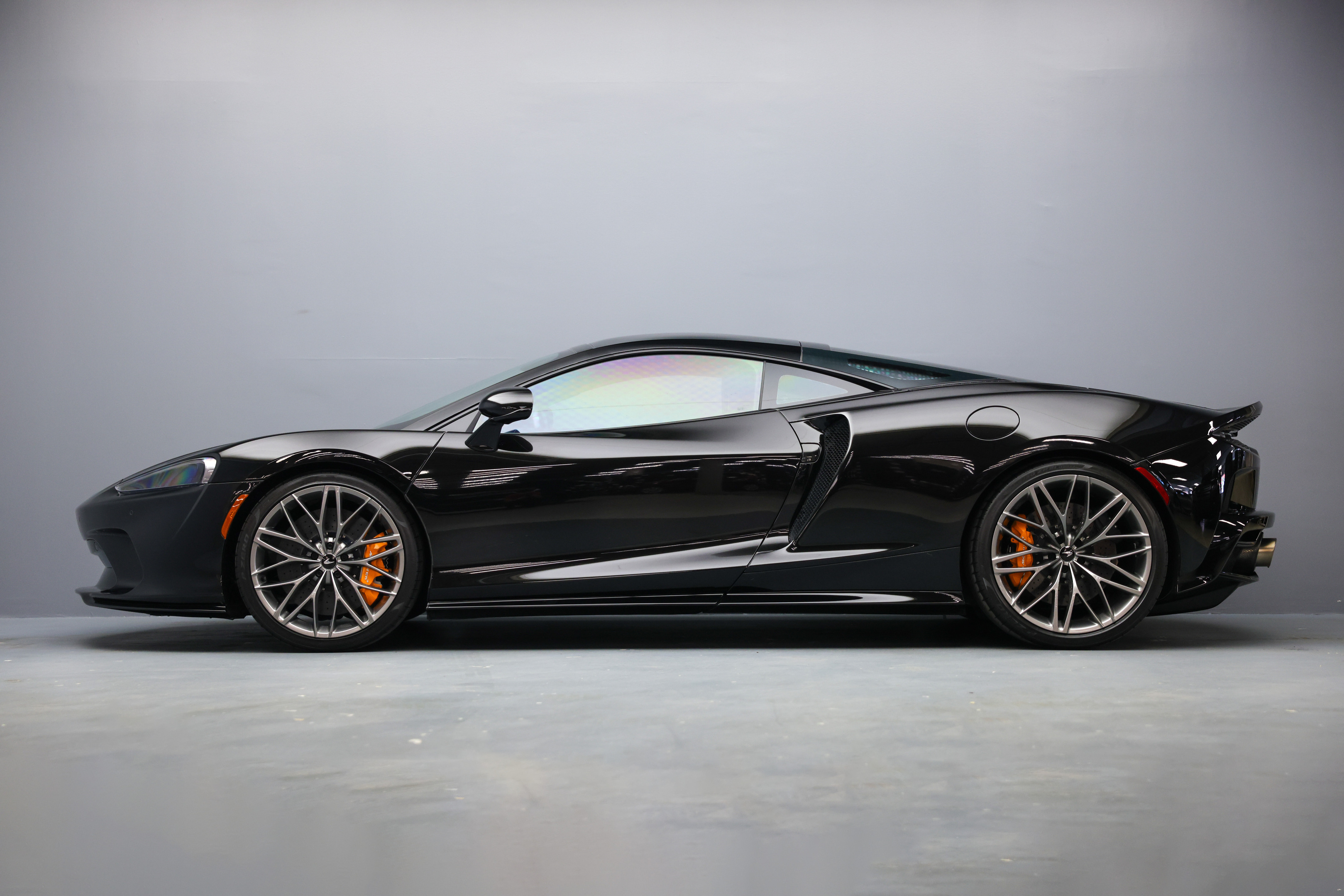 McLaren GT 2021