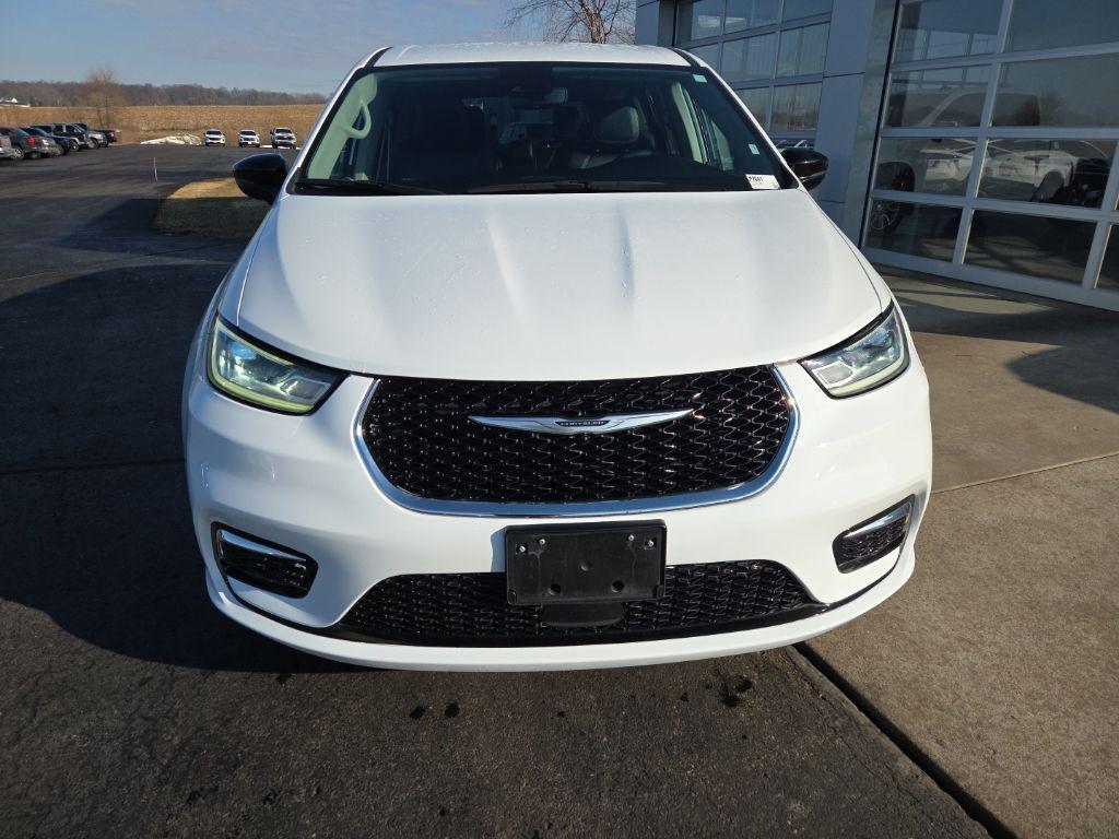 Chrysler Pacifica 2024