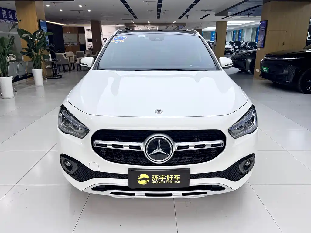 Mercedes-Benz GLA 2021