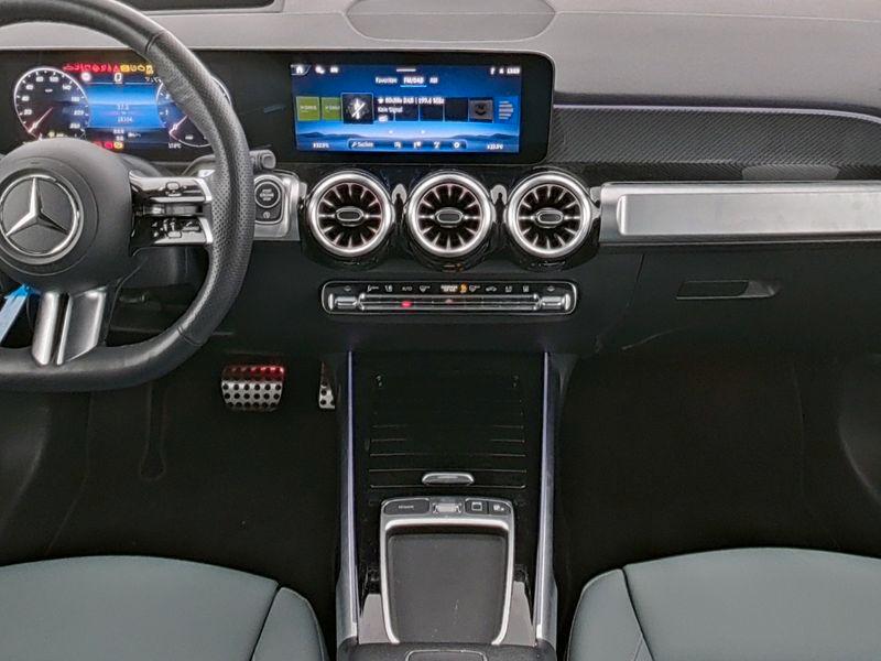Mercedes-Benz GLB 250 2025
