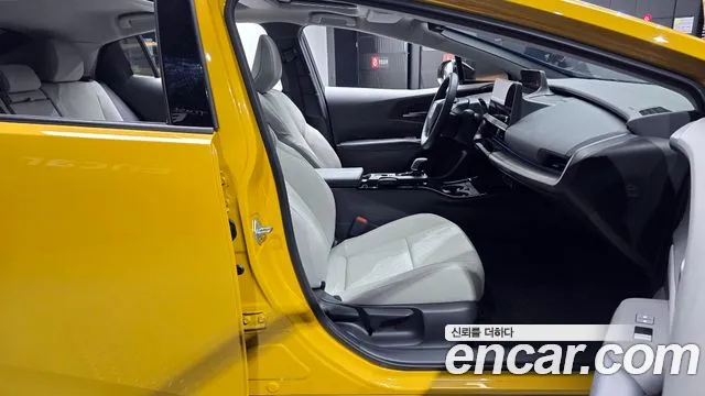 Toyota Prius 2024