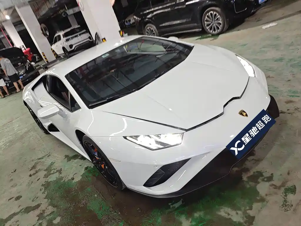 Lamborghini Huracán 2023