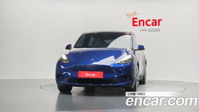 Tesla Model Y 2023