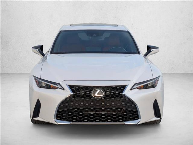 Lexus IS 300 2024