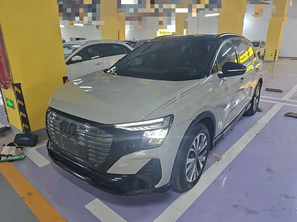 Audi Q5 e-tron 2023