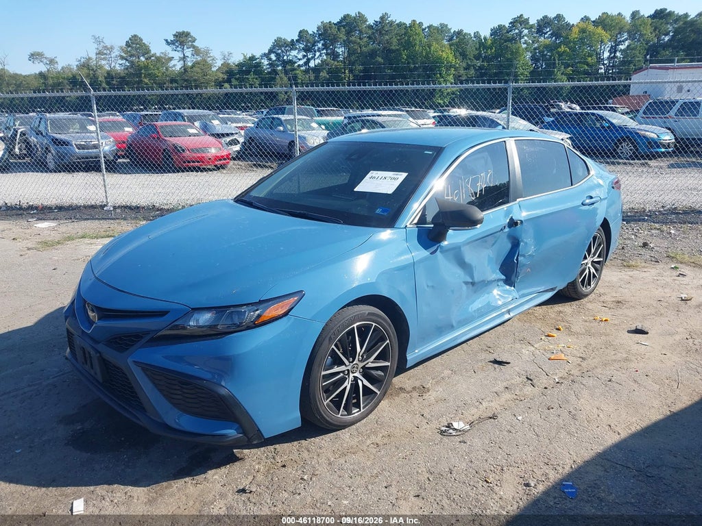 Toyota Camry 2023
