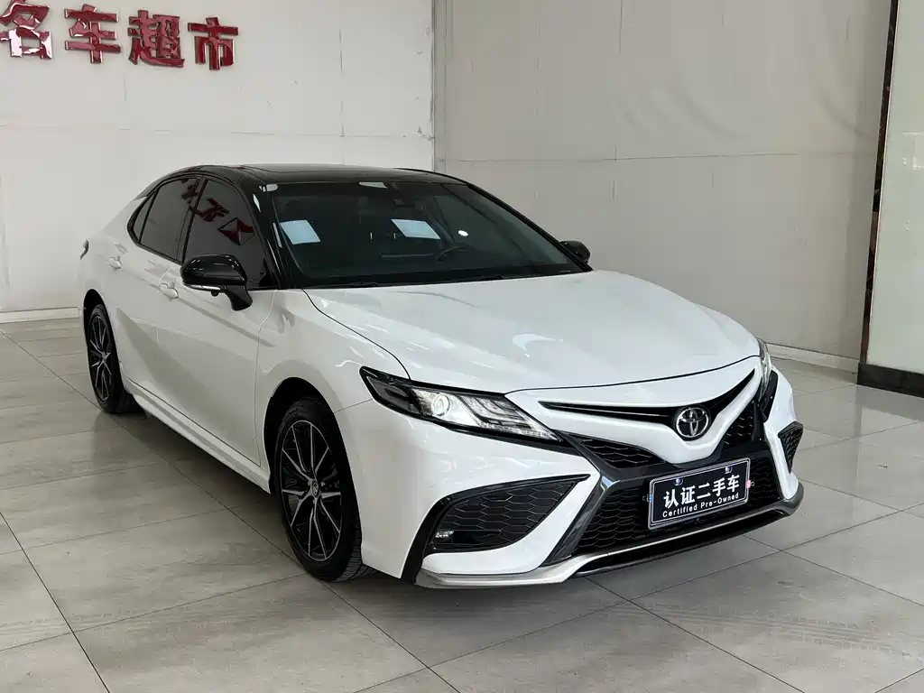 Toyota Camry 2024