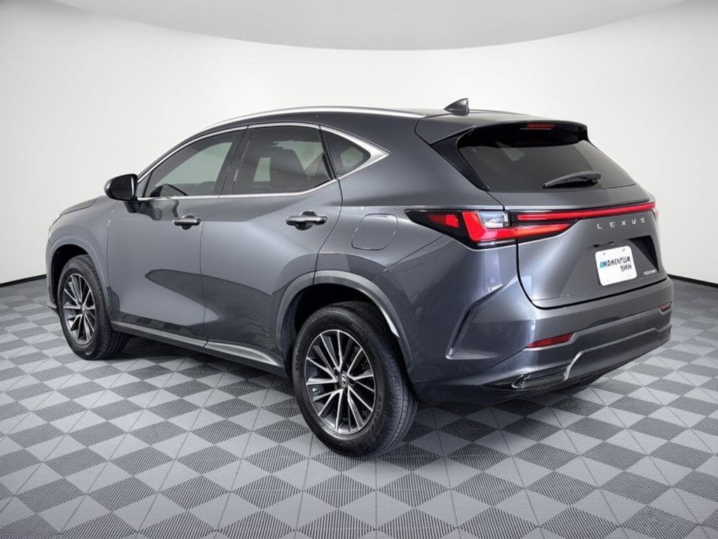 Lexus NX 2022