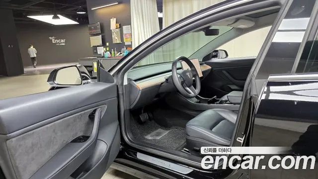 Tesla Model 3 2020