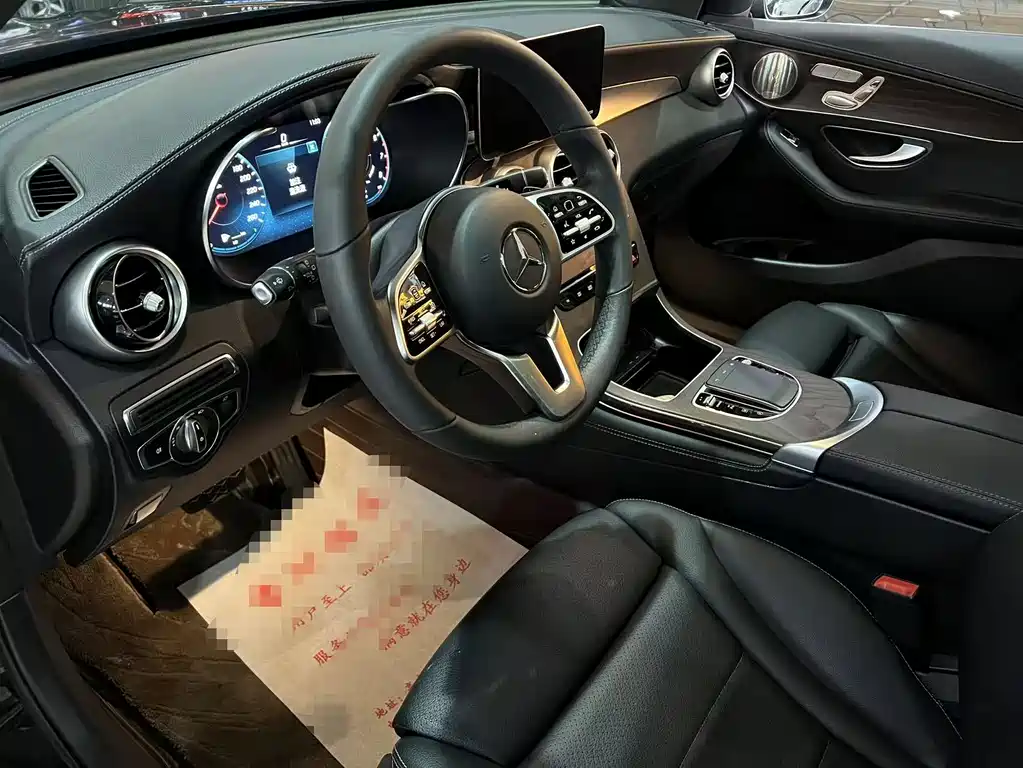 Mercedes-Benz GLC 2021