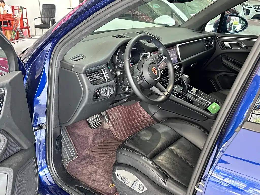 Porsche Macan 2023