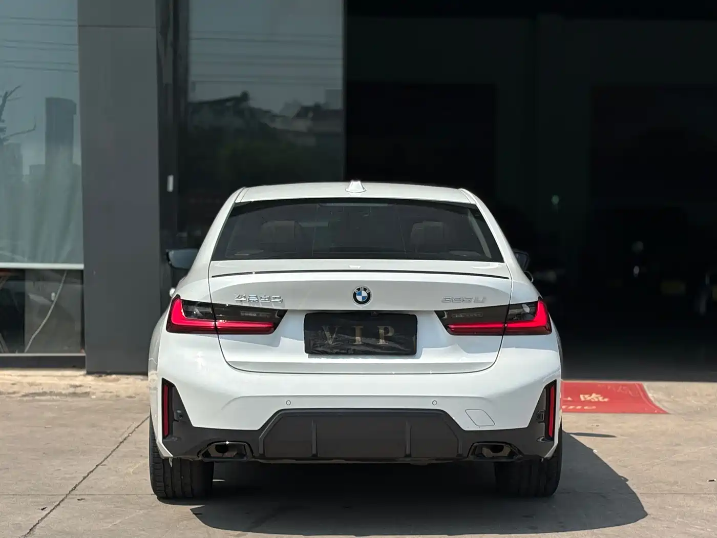BMW 3 серии 2022