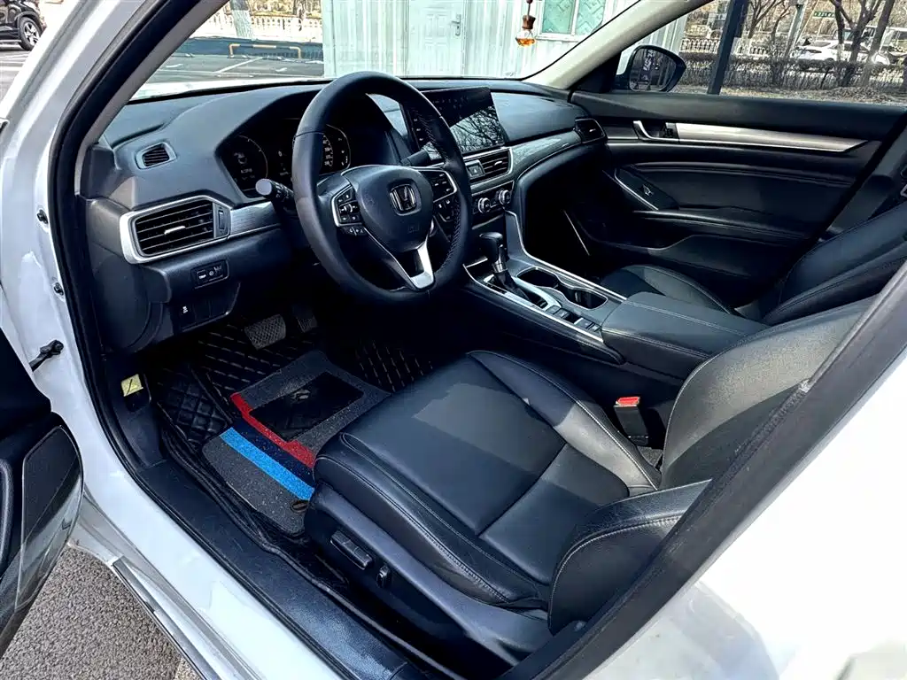 Honda Accord 2023