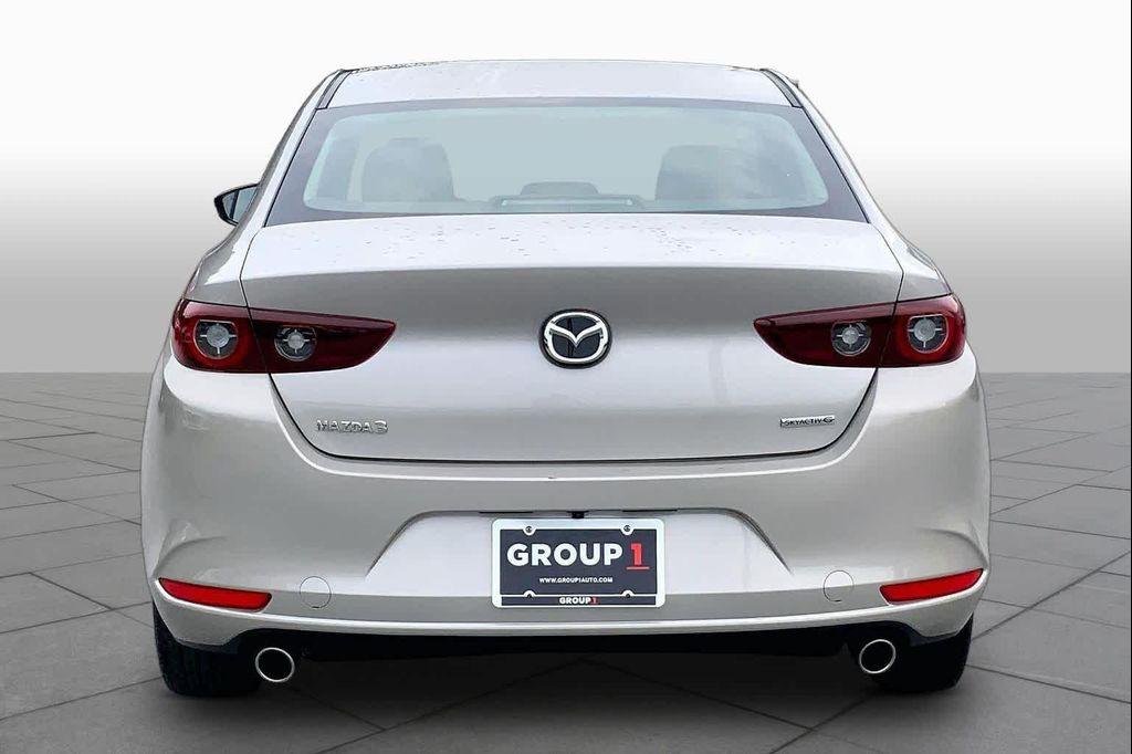 Mazda 3 2024