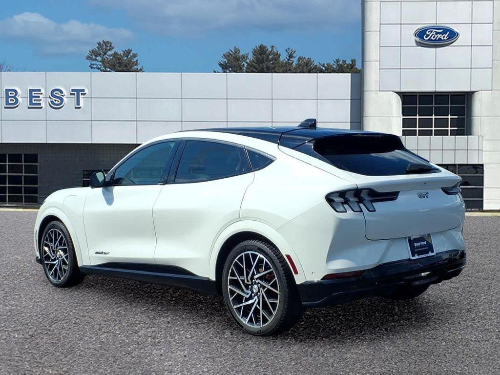 Ford Mustang Mach-E 2022