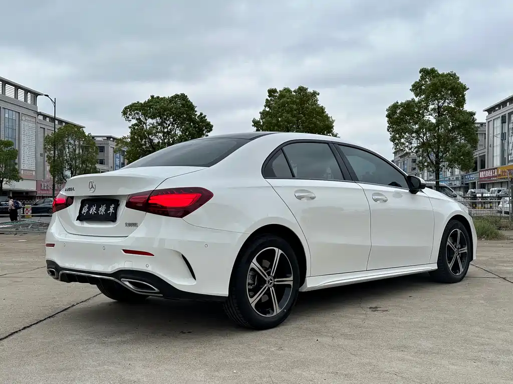Mercedes-Benz A-Класс 2024
