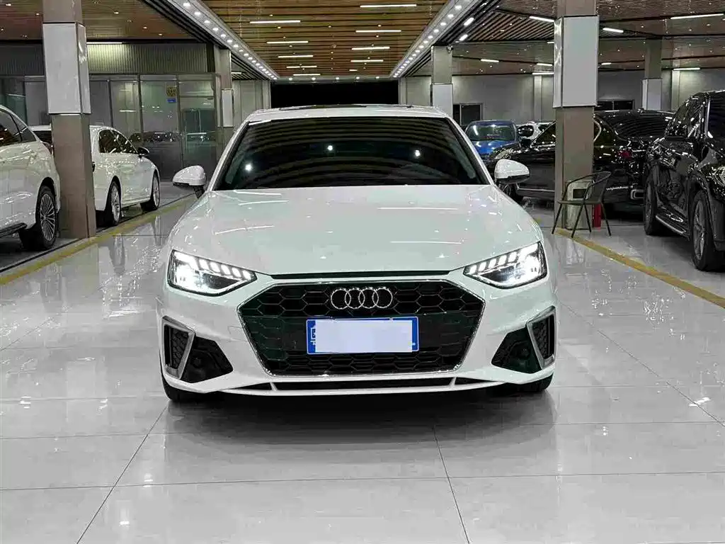 Audi A4 2024