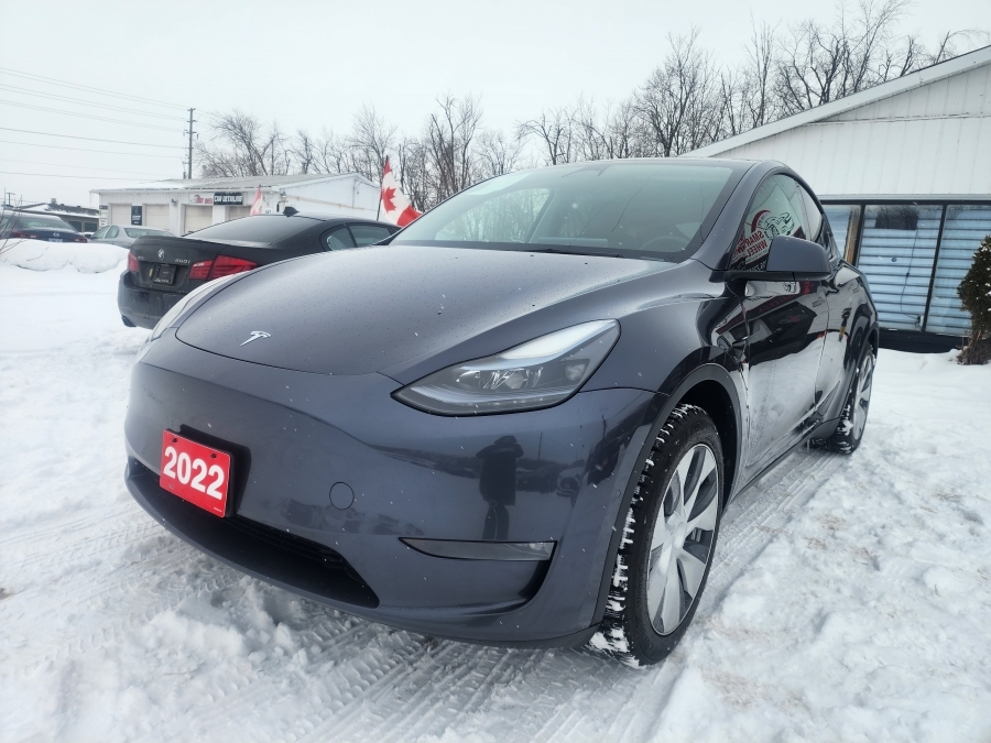 Tesla Model Y 2022