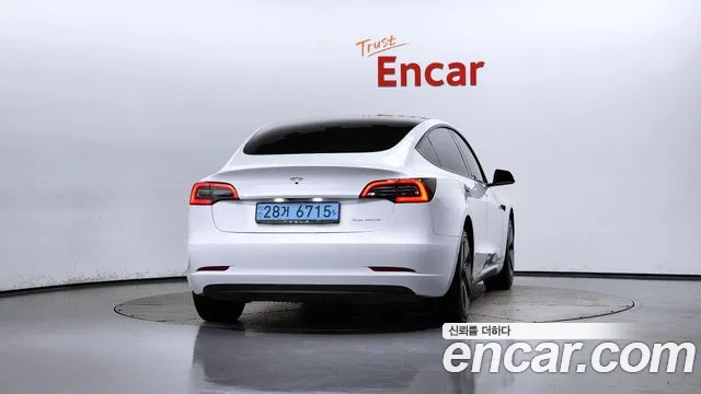 Tesla Model 3 2021