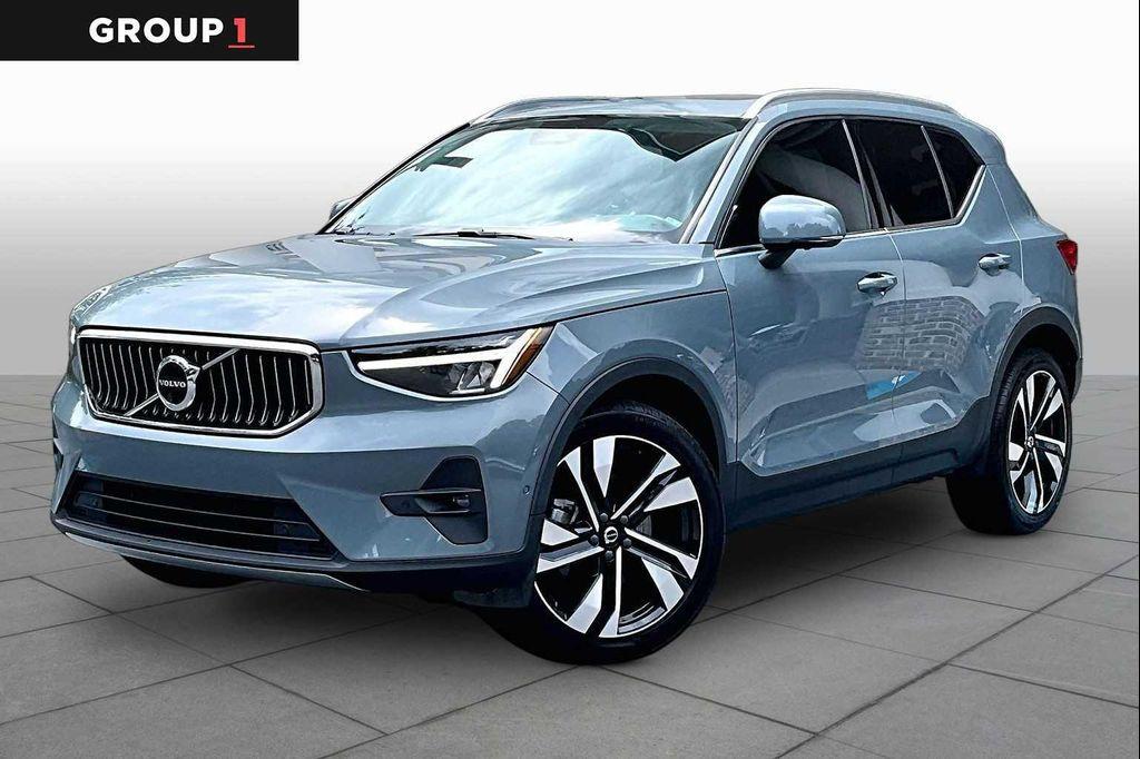 Volvo XC40 2023