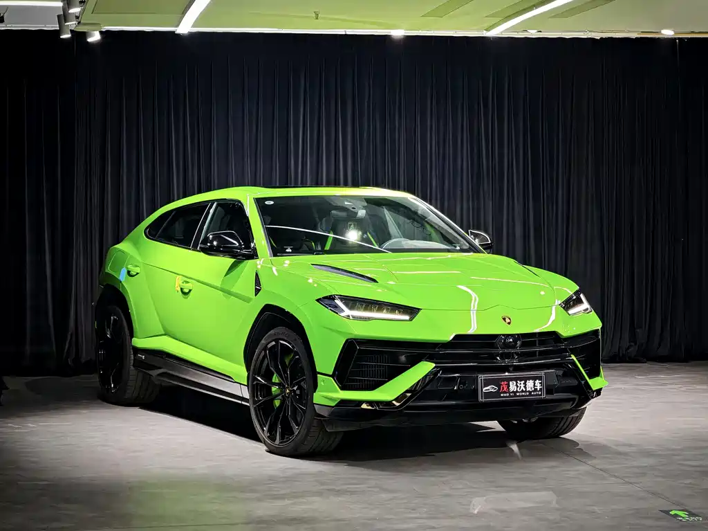 Lamborghini Urus 2024