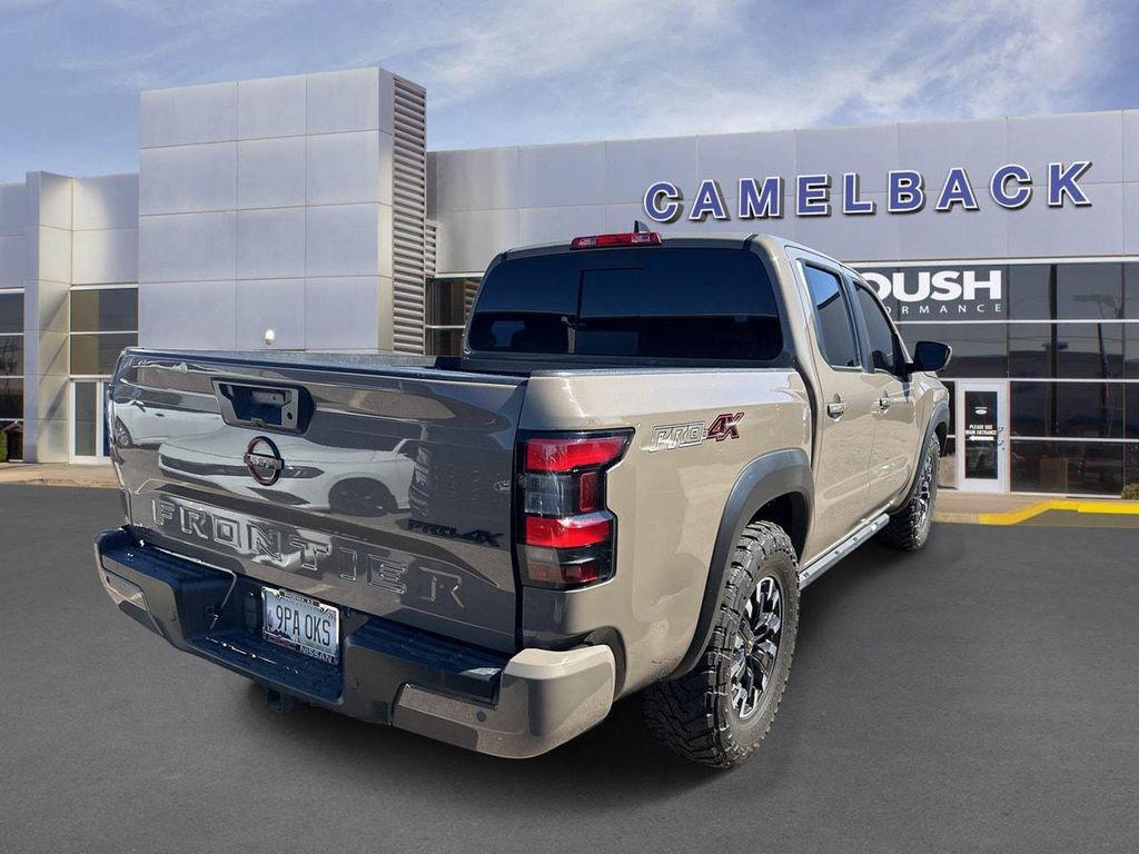 Nissan Frontier 2024