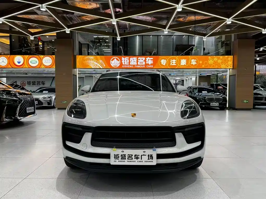 Porsche Macan 2022
