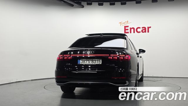 Audi A8 2023