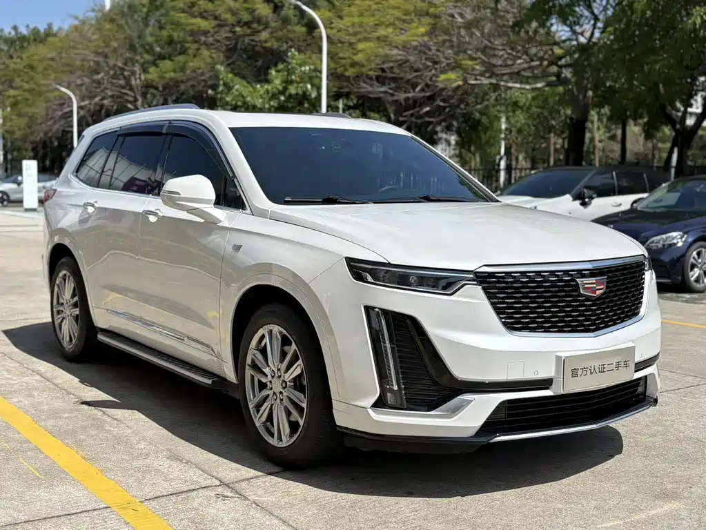 Cadillac XT6 2021
