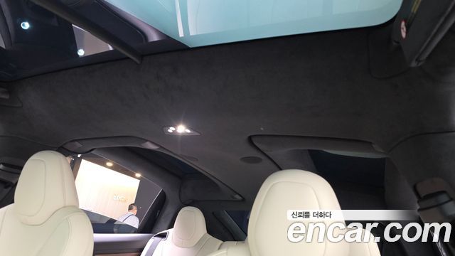 Tesla Model X 2026