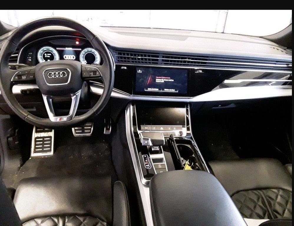 Audi Q8 2022