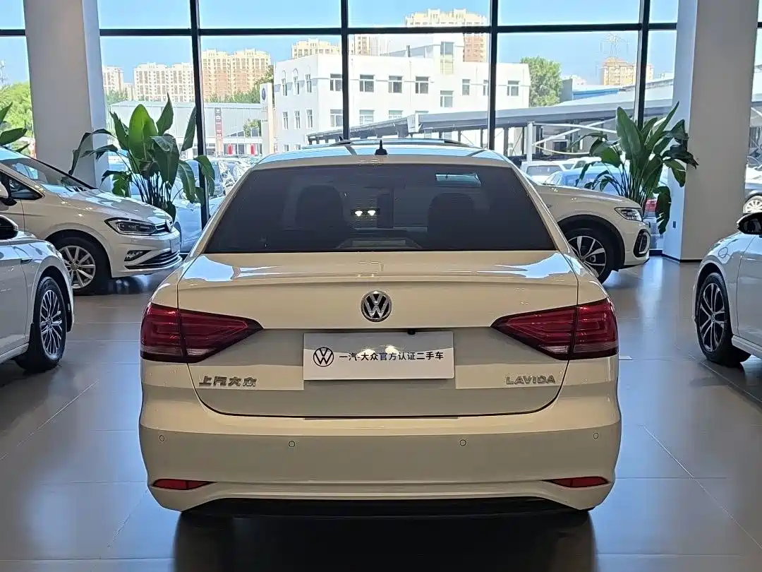 Volkswagen Lavida 2021