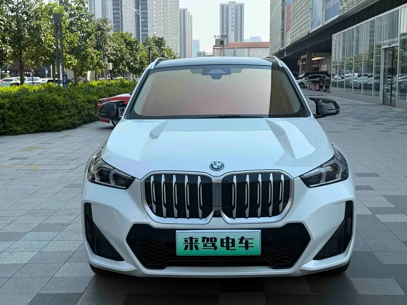 BMW iX1 2023
