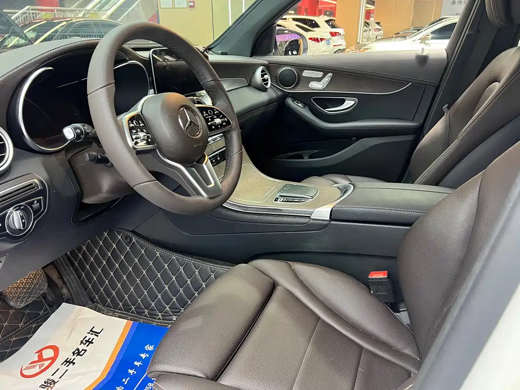 Mercedes-Benz GLC 2022