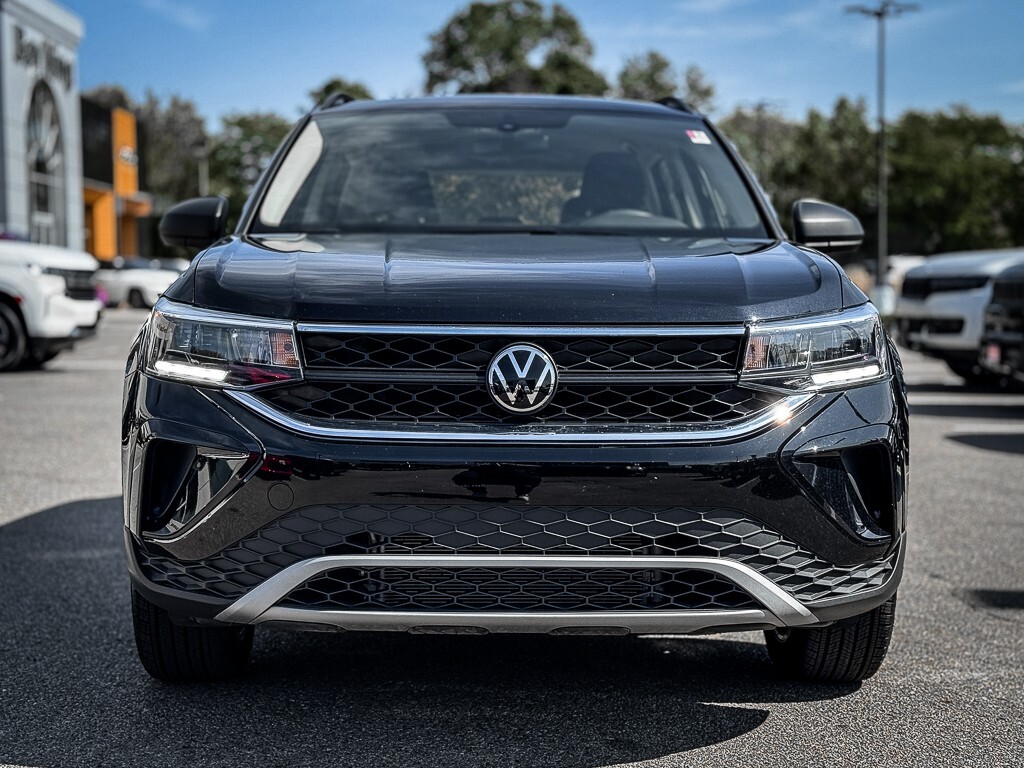 Volkswagen Taos 2024
