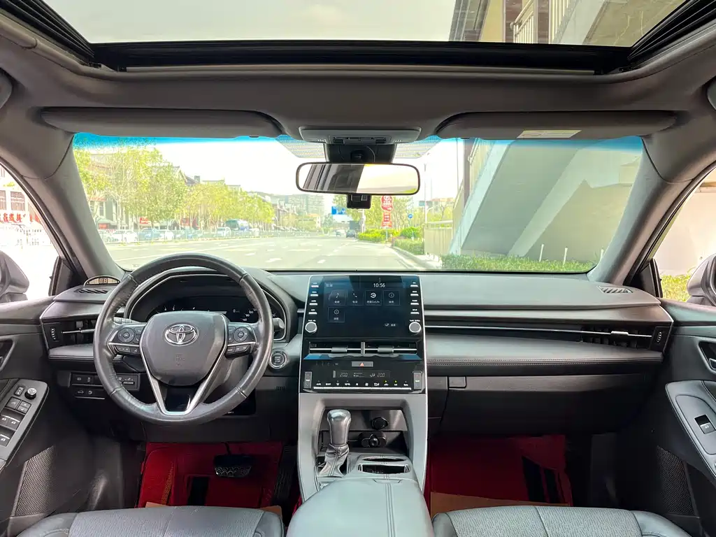 Toyota Avalon 2021