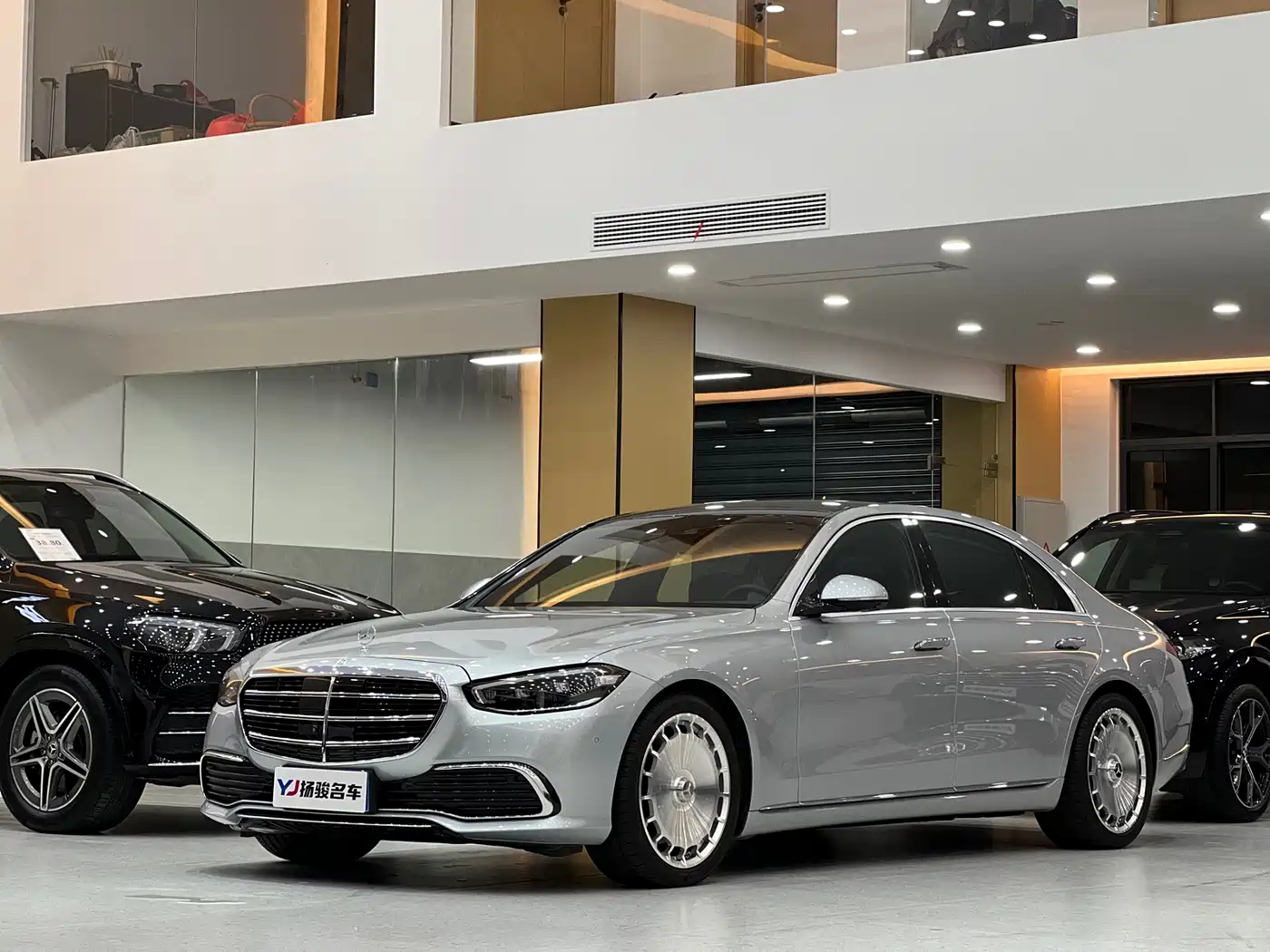 Mercedes-Benz S-Класс 2025