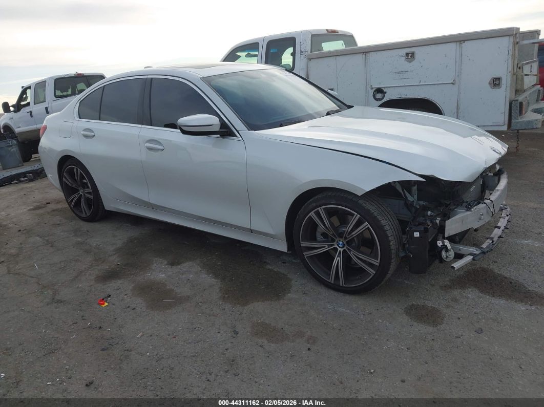BMW 3 серии 2021