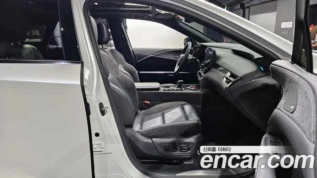 Lexus RX 2023