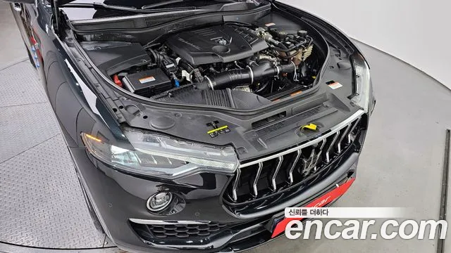 Maserati Levante 2022
