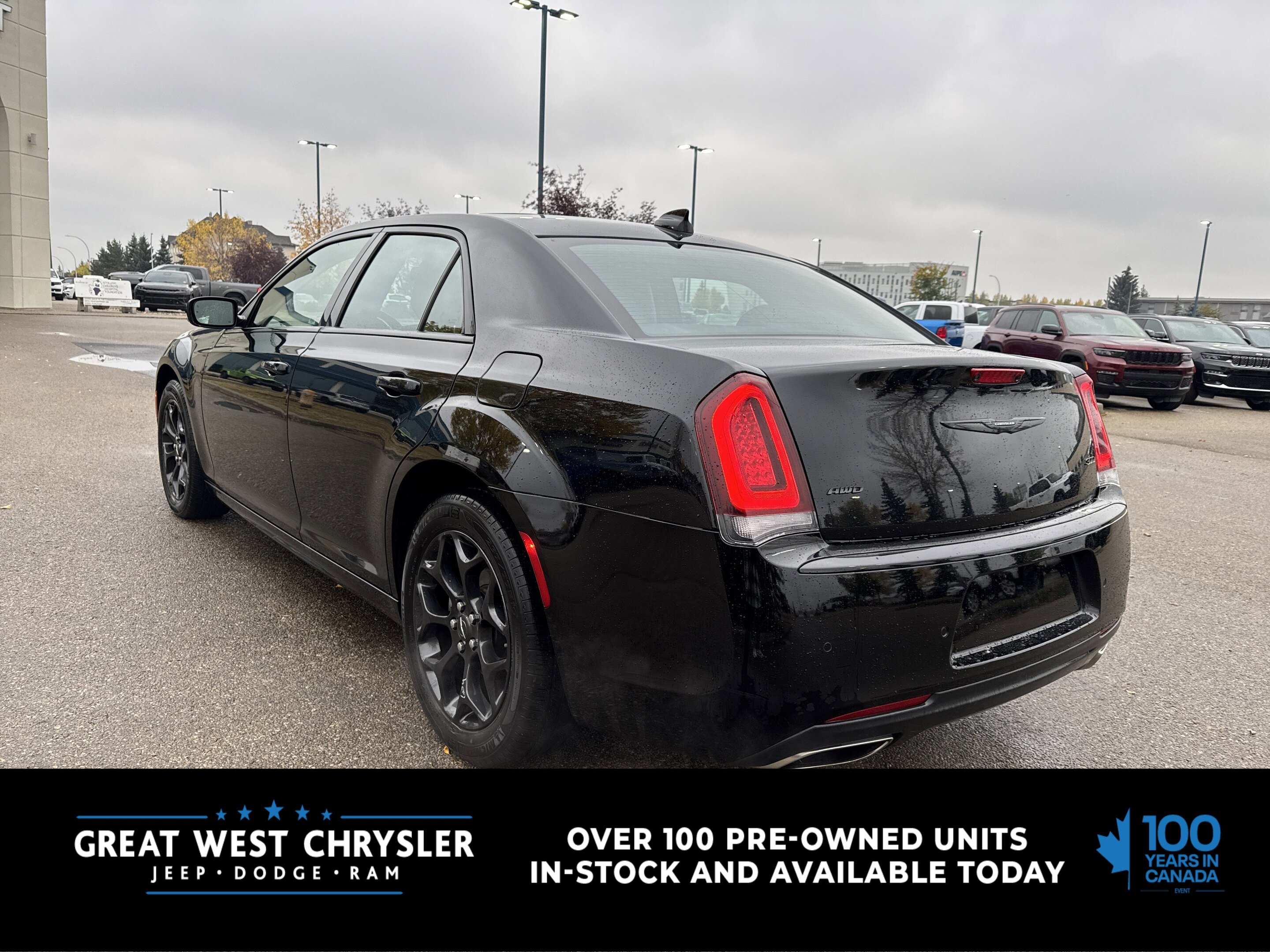 Chrysler 300 2023