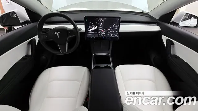 Tesla Model Y 2021