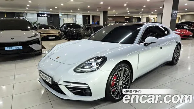 Porsche Panamera 2020