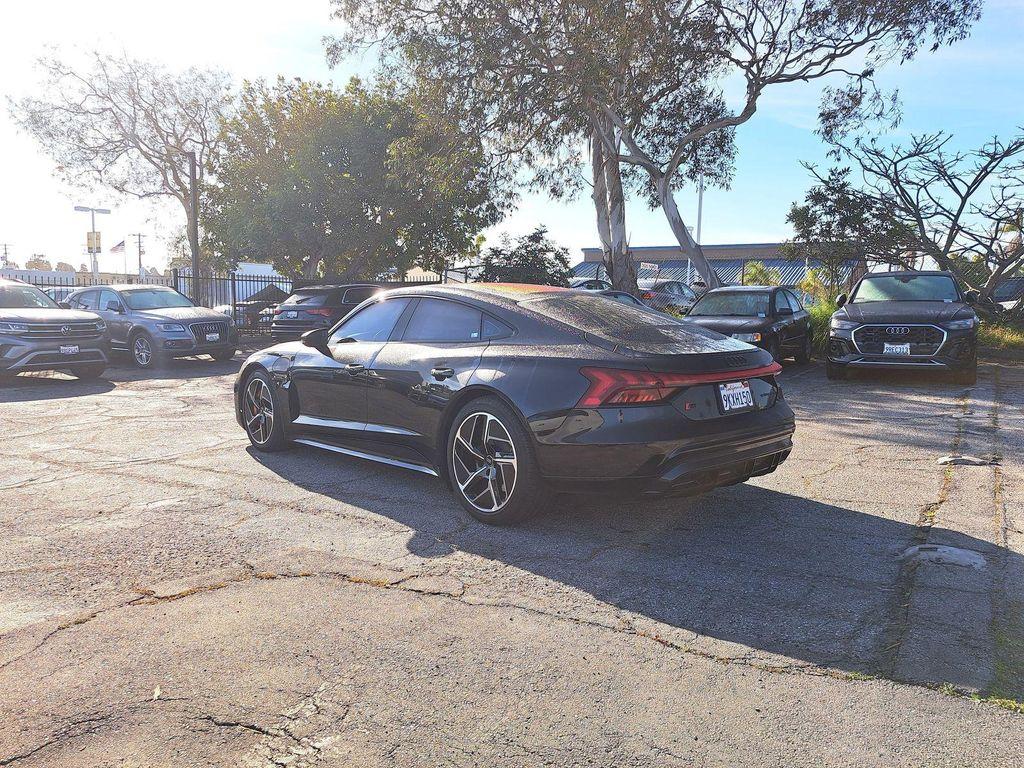 Audi RS e-tron GT 2024