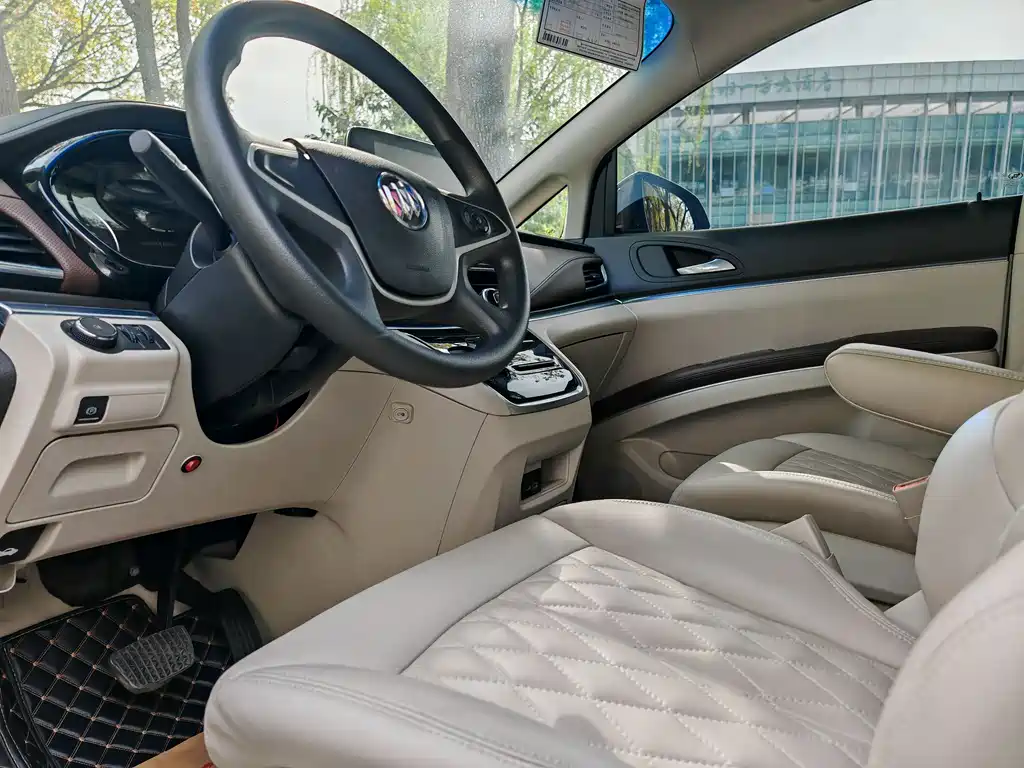 Buick GL8 2021
